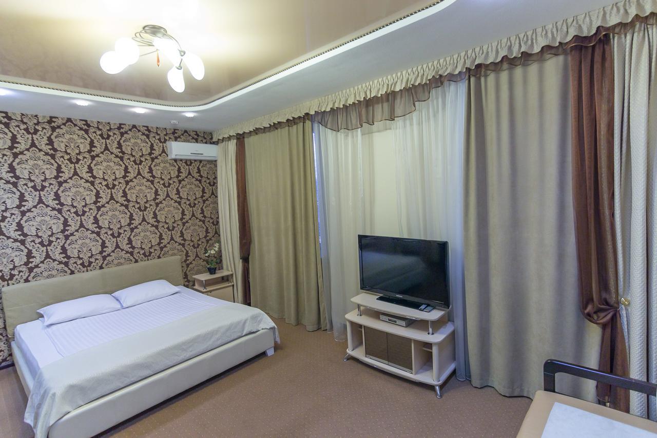 Siesta Hotel Kharkov Ngoại thất bức ảnh