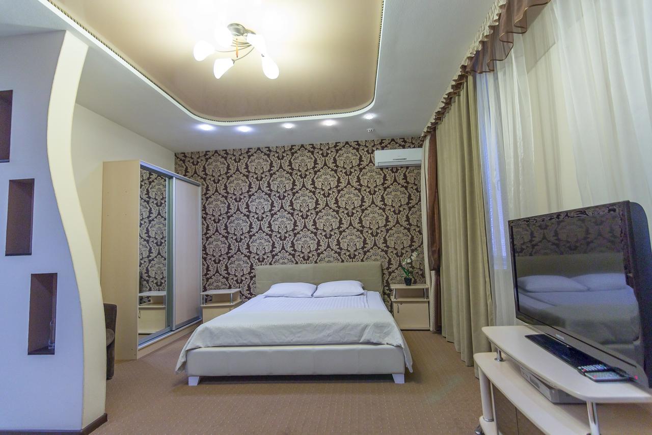 Siesta Hotel Kharkov Ngoại thất bức ảnh