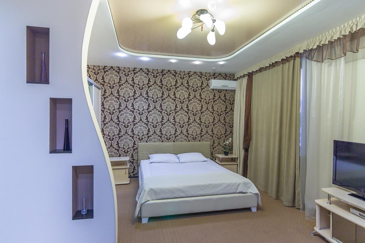 Siesta Hotel Kharkov Ngoại thất bức ảnh