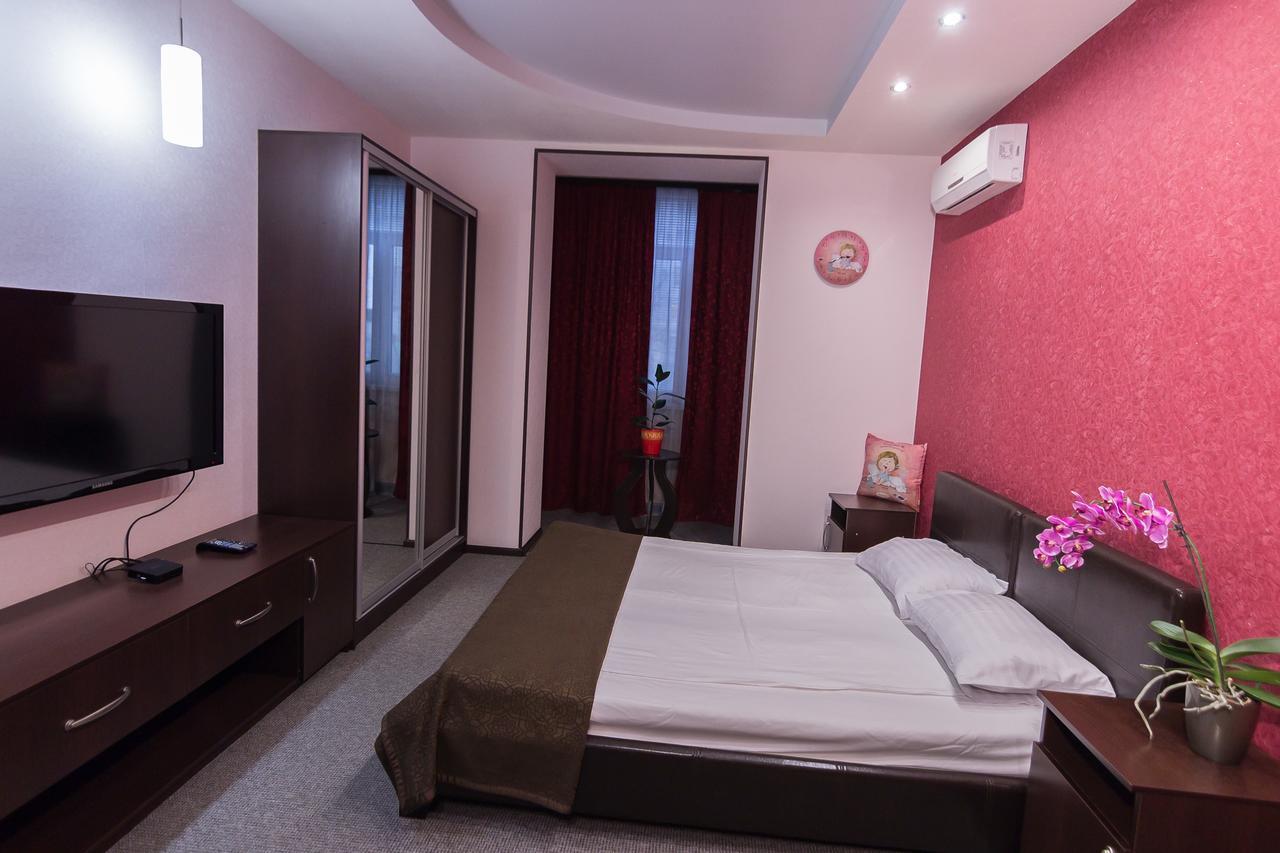 Siesta Hotel Kharkov Ngoại thất bức ảnh