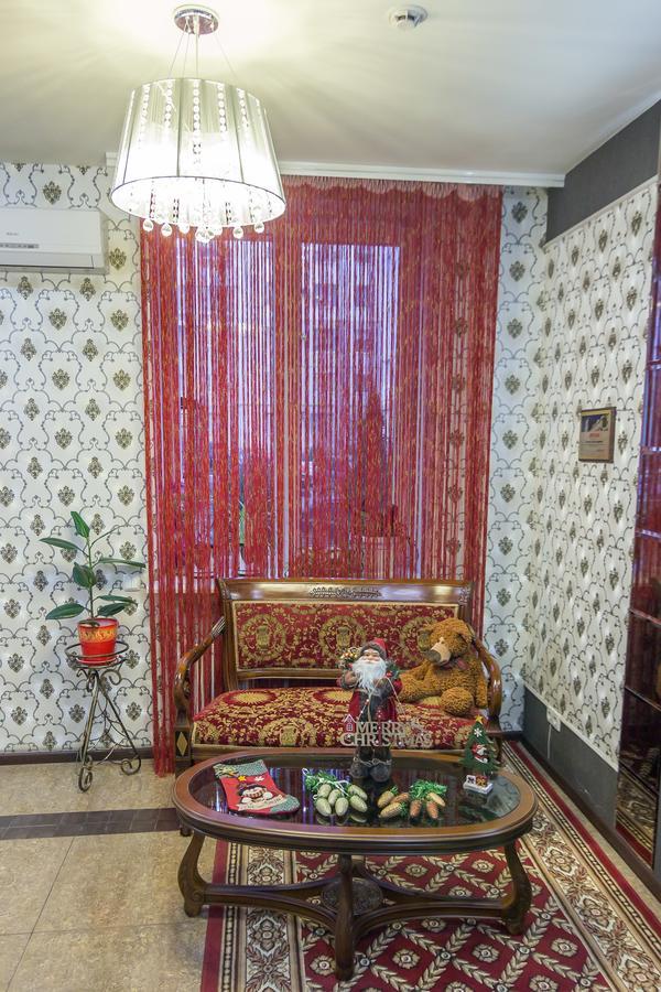 Siesta Hotel Kharkov Ngoại thất bức ảnh
