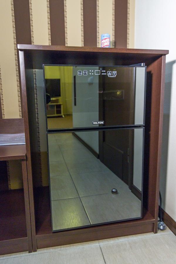 Siesta Hotel Kharkov Ngoại thất bức ảnh