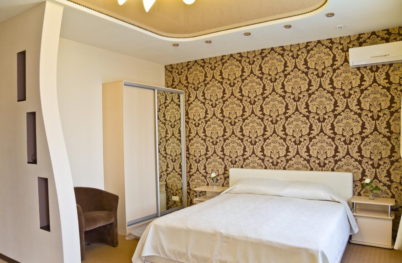 Siesta Hotel Kharkov Ngoại thất bức ảnh