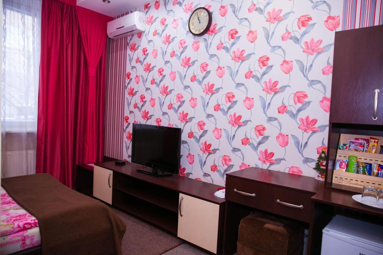 Siesta Hotel Kharkov Ngoại thất bức ảnh